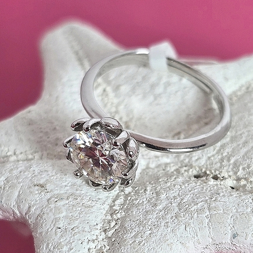 GH Color 8mm Moissanite 925 Sterling Silver Ring Sz 8.25 (adjustable)
